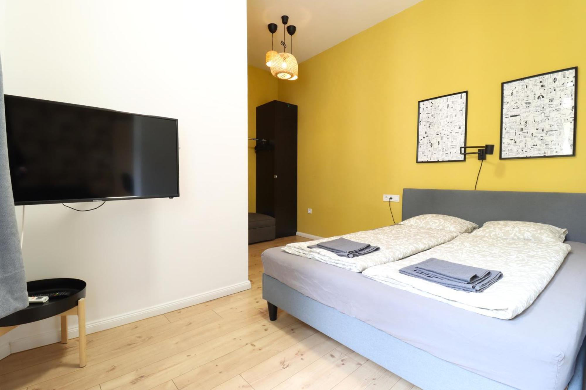 Apartment A13 Downtown With Parking Budapest